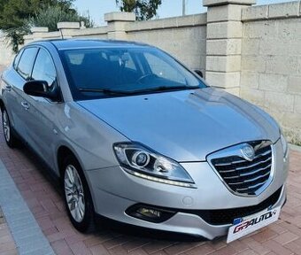 Lancia Delta 1.6 JTD, SK ŠPZ