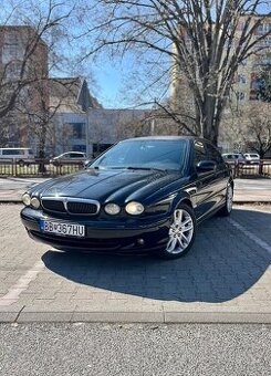Jaguár X-Type