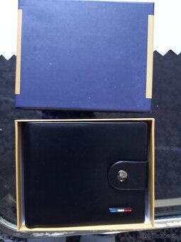 panska penazenka tommy hilfiger,cierna, gomb,