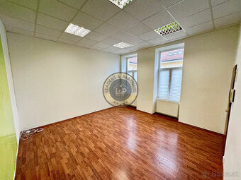Na prenájom kancelária 36 m², Moyzesova ul., Košice-Staré Me