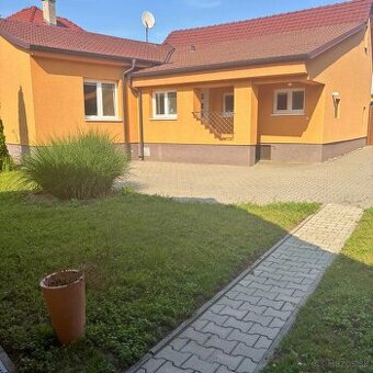 Predaj 3-izbového rodinného domu, Malacky – Zrekonštruovaný