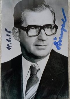 AUTOGRAM - podpis Lubomír Štrougal - predseda vlády ČSSR