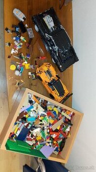 LEGO Technic  Dodge Charger, Chevrolet Corvette + 3kg mix