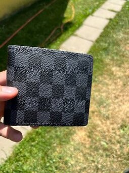 Louis Vuitton peňaženka, Lv wallet