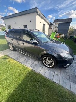 KIA Cee’d Sporty Wagon 1.6 CRDi EX
