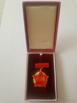 Vyznamenani:"ZVÁZARM SSR" - 1