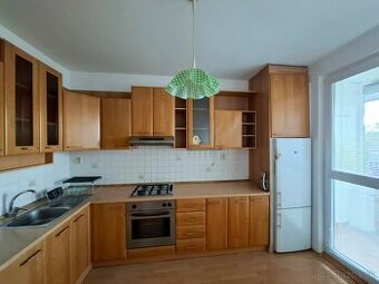 3 IZBOVÝ BYT | POVAŽSKÁ BYSTRICA | NA PREDAJ