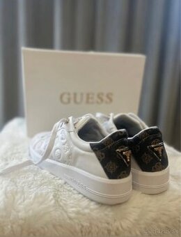 Dámske tenisky GUESS