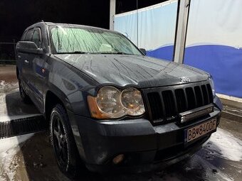 Predám/vymenim jeep 3.7 laredo 157kW.  2007/10