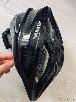 Alpina cyklistická prilba čierna
