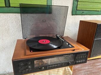 Moderato 1037A