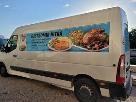 Pomocníčka na výdaj stravy