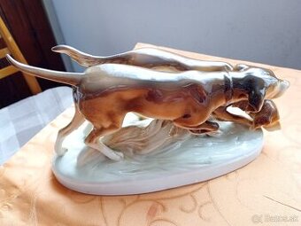 Soška porcelánových psov