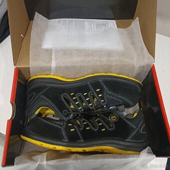 Pracovné sandále - 1