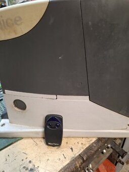 Motor na posuvnu bránu Nice rd400 - 1