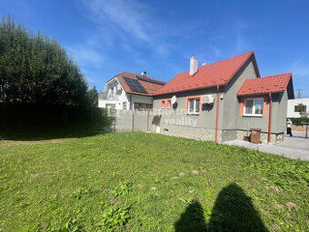 Rodinný dom na bývanie aj podnikanie priamo v meste (F659-12 - 1