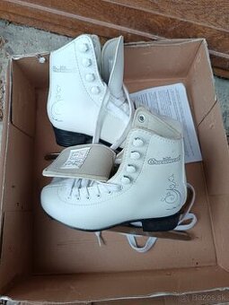 Dievčenské korčule č. 31