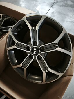 KIA X-CEED R18 ORIG. ALU/TPMS