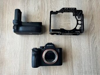 SONY A7 III + battery grip Newell+ klietka Smallrig