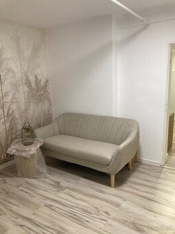 Obchodny priestor Samorin 22m2 - 1