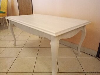 Konferenčný stolík