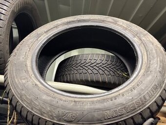 Celoročne pneu 175/65 r15 rok 2022