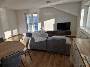 NaPrenájom 2 - izbový byt - SNP, Považská Bystrica