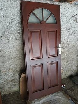 Vchodové dvere