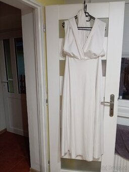 Zavinovacie šaty, popolnočné svadobné šaty