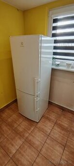 Predám chladničku Electrolux