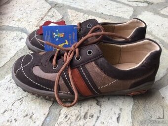 NOVE Kozene poltopanky na hrubsej podrazke v.34