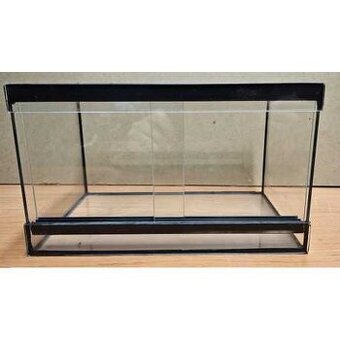 Predám nové terárium