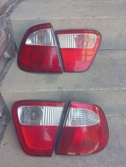Predám zadné svetlá na Seat Cordoba rok výroby 2000