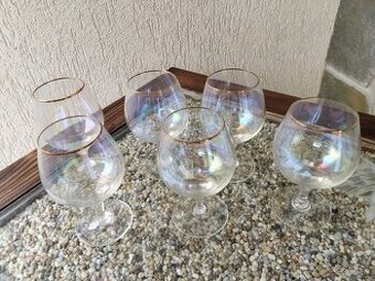 Sklenené poháre