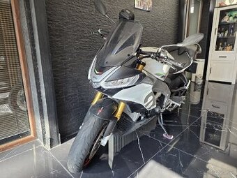 Aprilia tuono v4 1100 129kw