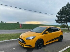 Ford Focus ST250 MKIII - 1