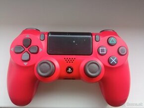 Červený nový ovládač na playstation 4 PS4