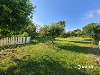 RADO | IBA U NÁS Na predaj POZEMOK 1000 m2, Lehnice-Masník