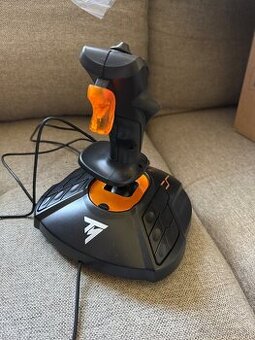 Thrustmaster 16000m