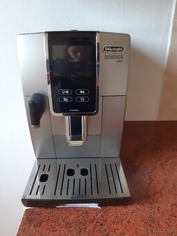Kávovar DeLonghi Dinamica Plus ECAM 370.85 SB