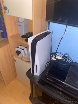 Predám PS5 SSD z príslušenstvom
