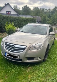 Insignia sports tourer (96 kw) r.v. 2010