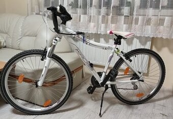 Bicykel značka Kross Hexagon F5 dámsky biely