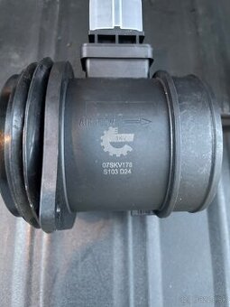 Váha vzduchu Volvo XC90 2.4D OEM 31331525 ESEN SKV 07SKV178
