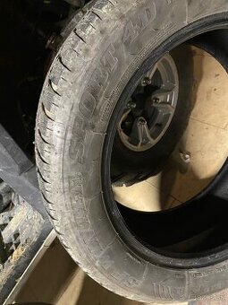 Predám zimné pneumatiky 245/50 r18 - 1