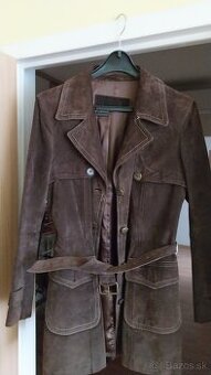 Damska bunda z brusenej koze