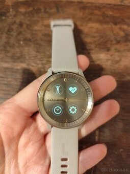 Garmin vivomove hodinky