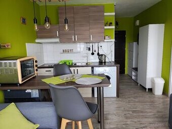 Prenájom 1 izbového bytu – Vlčince II, Žilina