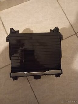 audi odkladacia skrinka