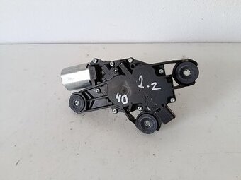 motorcek stieracov zadny ford focus bv6117k441aa 40€